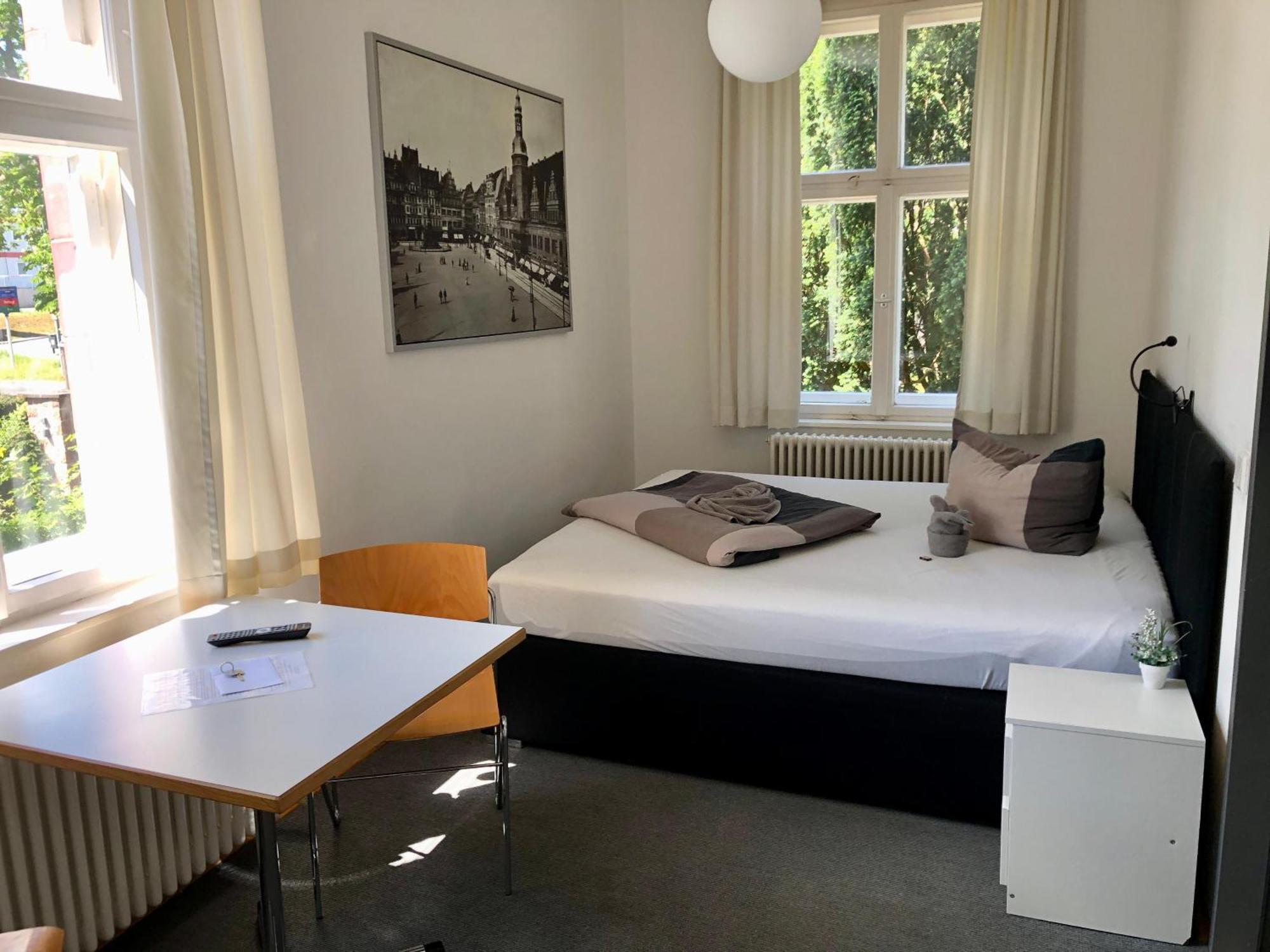 Ferienwohnungen Und Apartmenthaus Halle Saale - Villa Mathilda ห้อง รูปภาพ