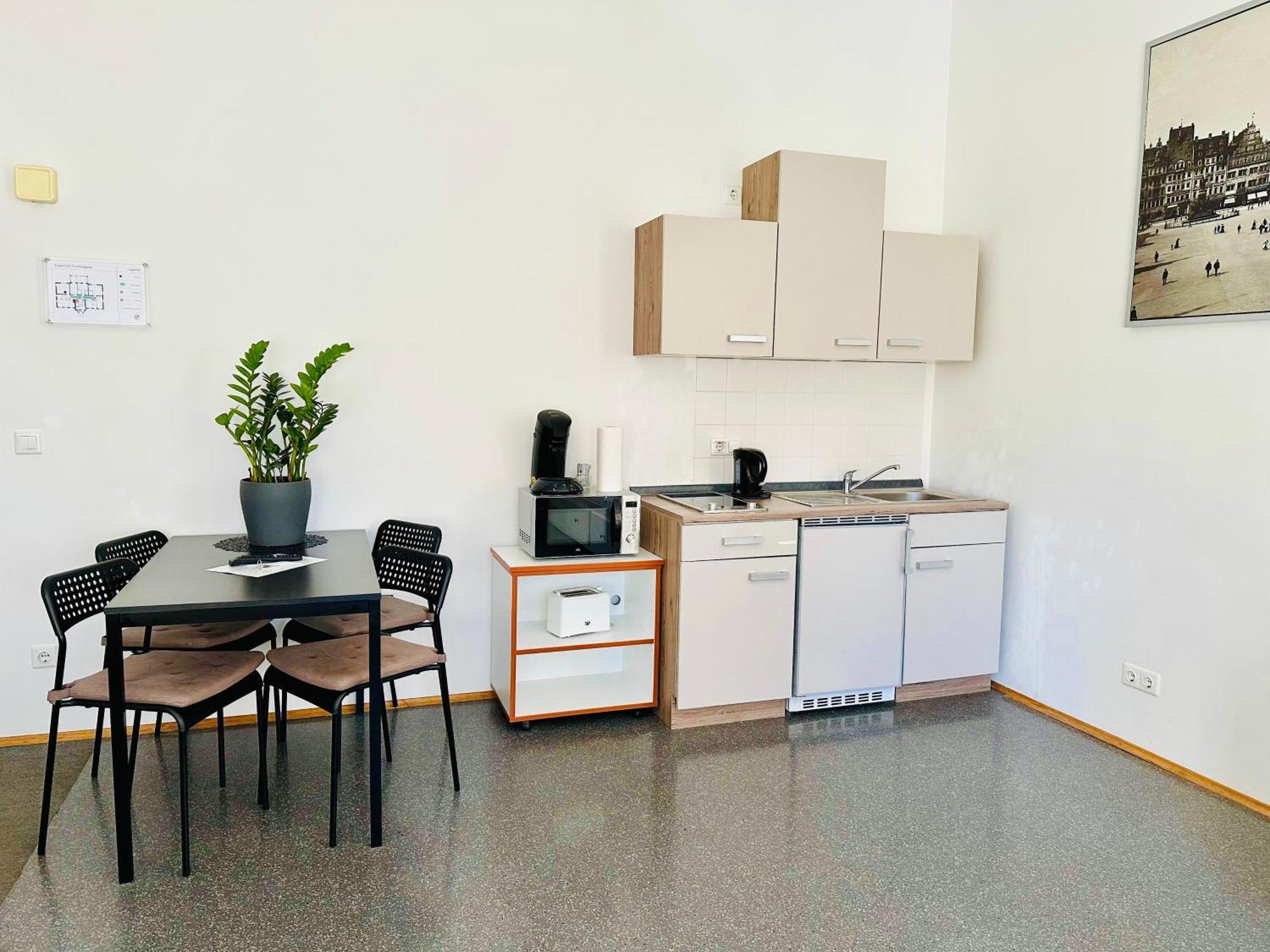 Ferienwohnungen Und Apartmenthaus Halle Saale - Villa Mathilda ภายนอก รูปภาพ