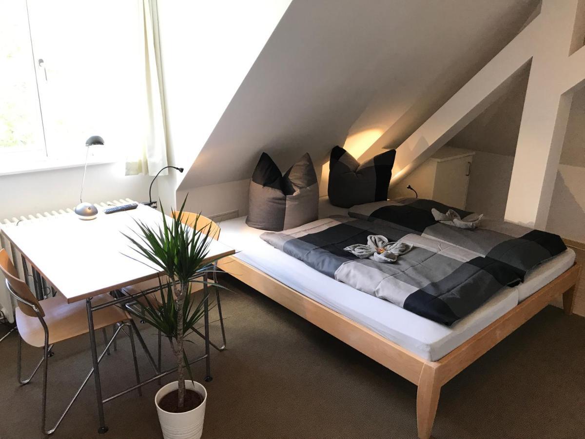 Ferienwohnungen Und Apartmenthaus Halle Saale - Villa Mathilda ภายนอก รูปภาพ